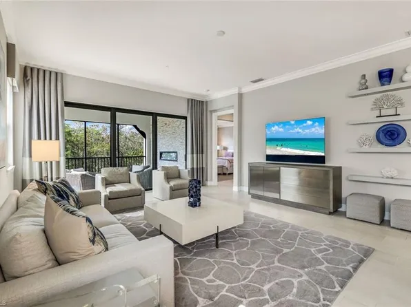 16378 VIANSA WAY #301, NAPLES, FL 34110