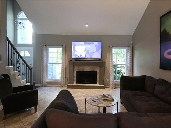 3rd image of 14611 Cypress Falls Dr