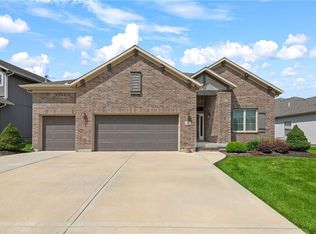 21932 W 121st Ter, Olathe, KS 66061