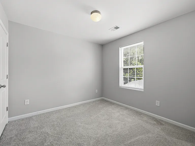152 Evvalane Dr — Photo 21