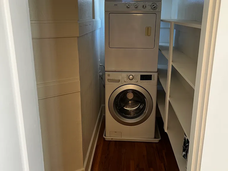 2521 Ashby Ave — Photo 1