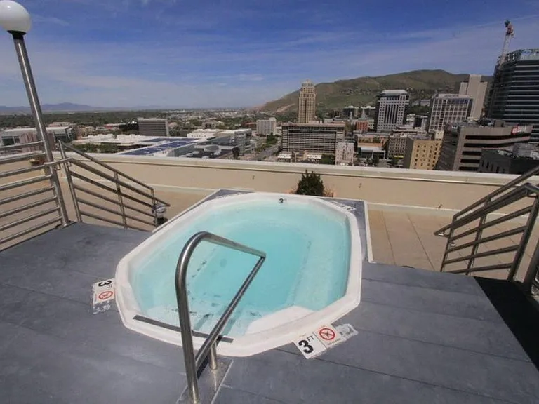Rooftop Hot Tub