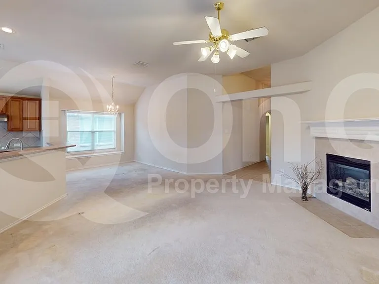 10514 Saint Georges Dr — Photo 5