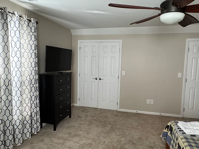 1351 N Pine Run Rd — Photo 20
