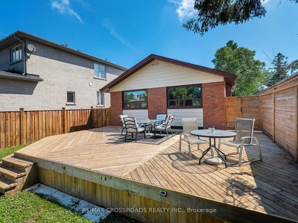 104 Haileybury Dr, Toronto, ON M1K 4X5