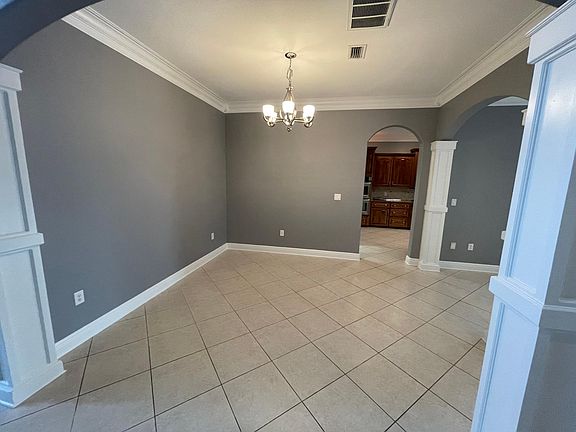 3rd image of 320 Tequesta Dr