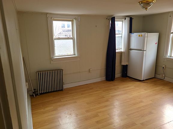 3rd image of 13 Church St #5