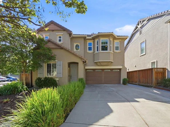 3910 Hidden Grove Ln, Concord, CA 94519