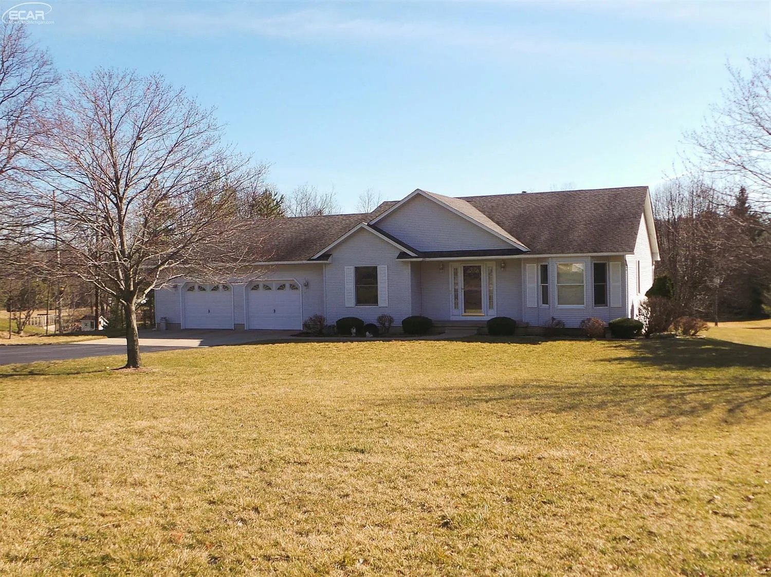 6120 N Seymour Rd photo 1