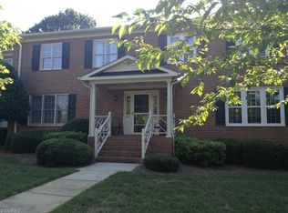 887 Brookleigh Ct, Winston Salem, NC 27104