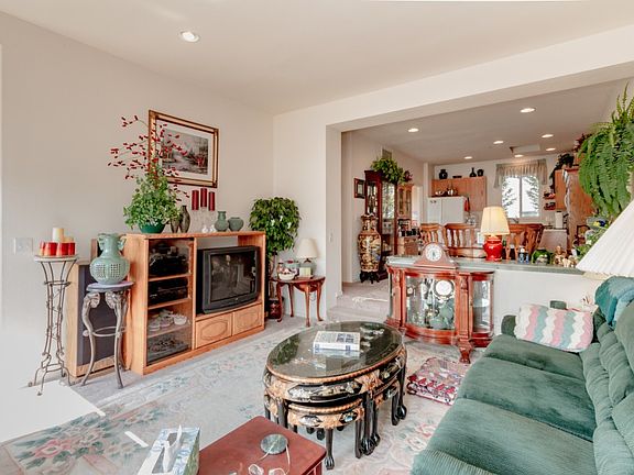 5th image of 2311 Milton Way Unit J