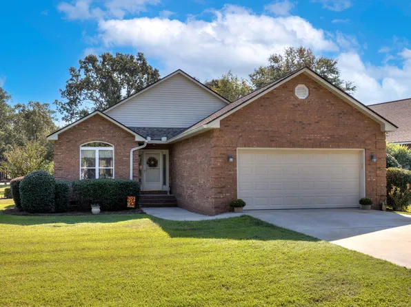 115 Oakview Cir, Manning, SC 29102