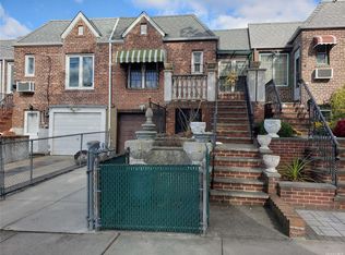 76-15 Caldwell Ave, Flushing, NY 11379