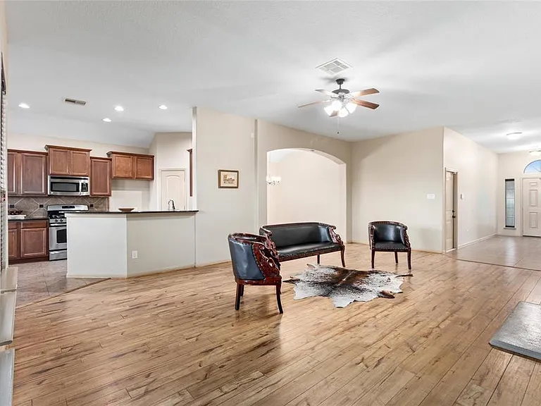 2886 Aurelia Ln — Photo 16