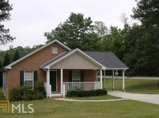 1149 Granite Ln, Loganville, GA 30052