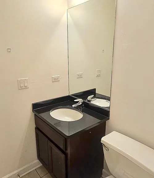 3359 S Ashland Ave — Photo 14