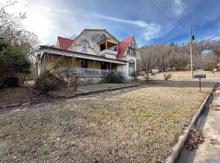 417 2nd St N, Oneonta, AL 35121