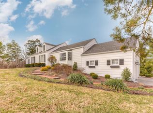 13779 Clayton Rd, Chesterfield, MO 63017