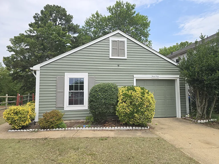 5360 Chatham Hall Dr — Photo 23