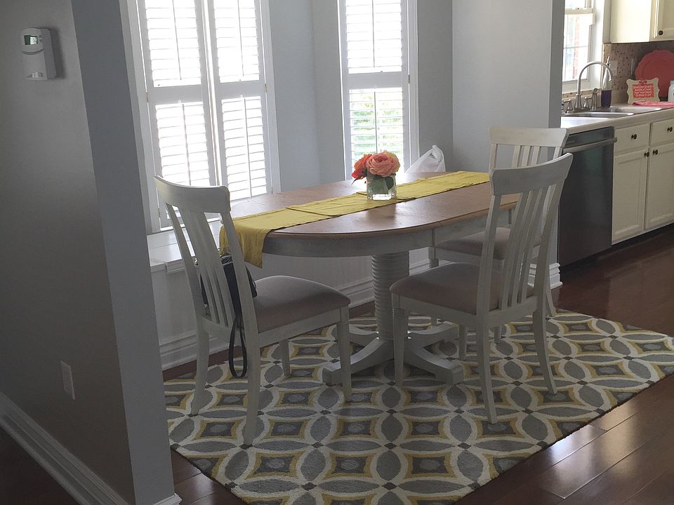 1st image of 26 Jason Dr