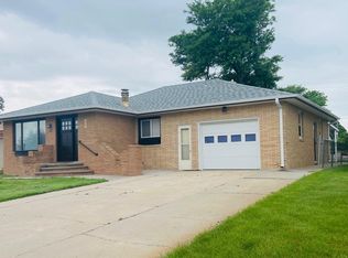 809 Fremont St, Benkelman, NE 69021