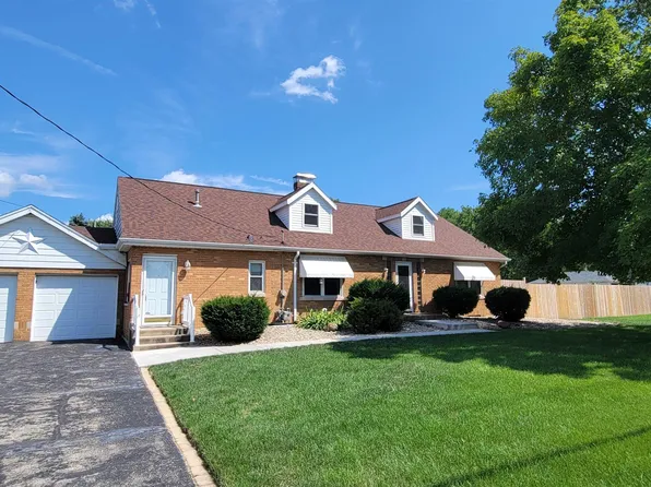 5212 N Main St, East Peoria, IL 61611