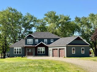 970 Lakefork Rd NE, Utica, OH 43080