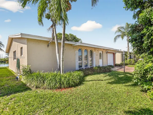 4871 NW 18th Ave, Pompano Beach, FL 33064