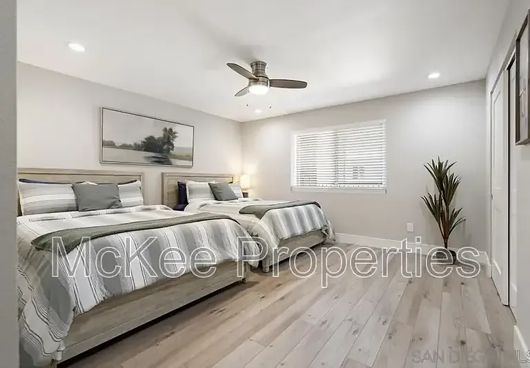 516 E Ave — Photo 14