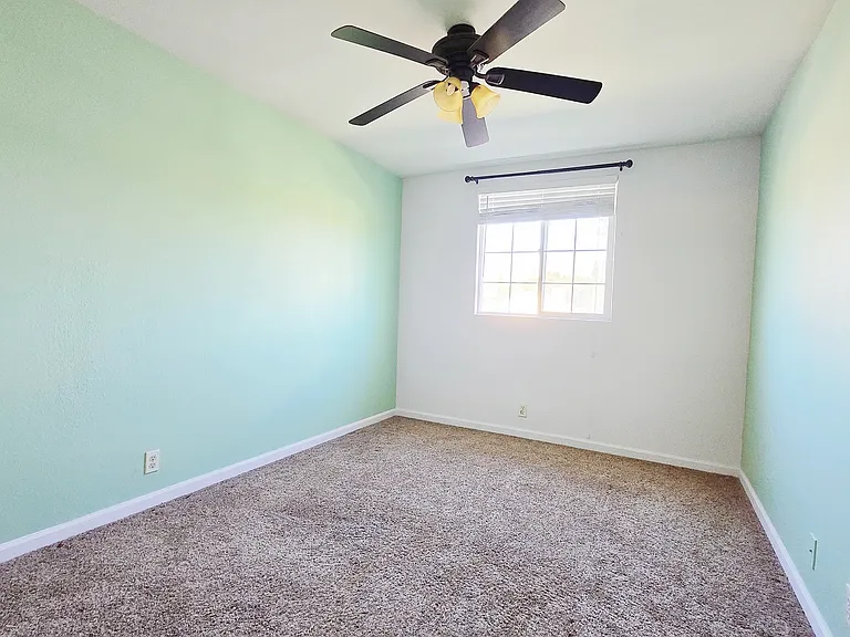 25605 Catalejo Ln — Photo 10