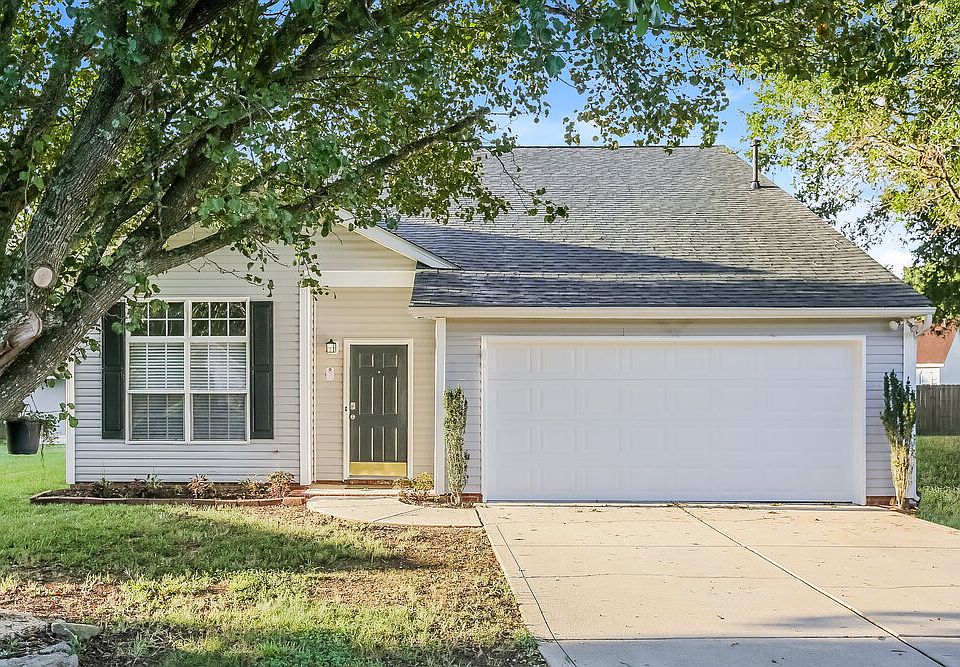1st image of 4613 Winterberry Ln
