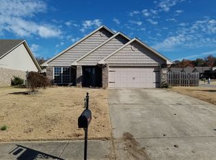 500 Green Meadows Trl, Maylene, AL 35114