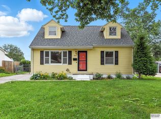 3207 S 121st St, Omaha, NE 68144