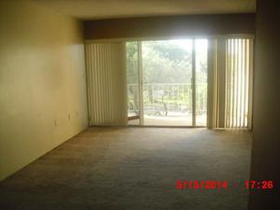 3rd image of 9355 Fontainebleau Blvd APT C215