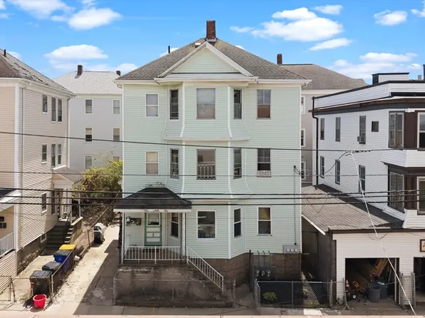 327 William St, Fall River, MA 02721