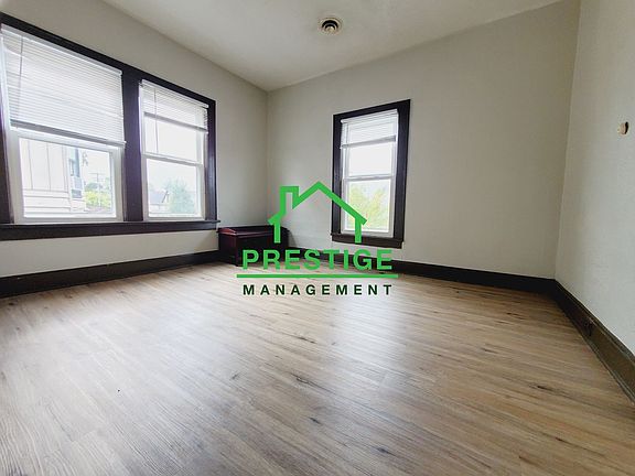 5th image of 110 Jefferson Ave APT 2W