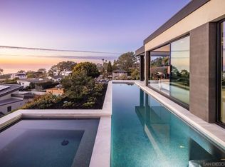 722 Amphitheatre Dr, Del Mar, CA 92014