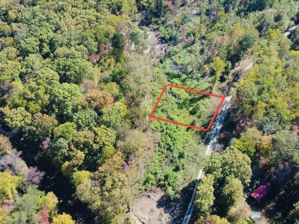 Tresa St, Crossville, TN 38572
