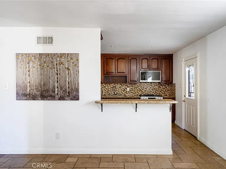 7044 White Oak Ave — Photo 11