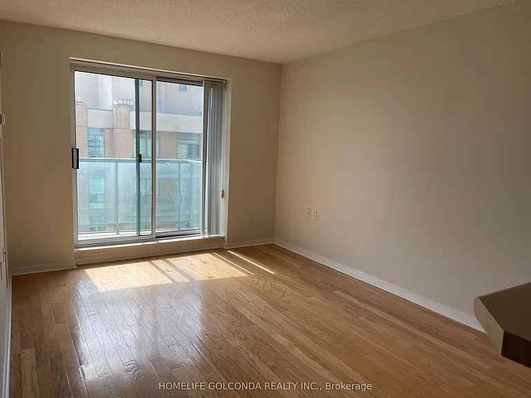 22 Olive Ave #2210 — Photo 5