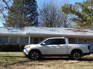 2908 Alhambra Dr SW, Huntsville, AL 35805