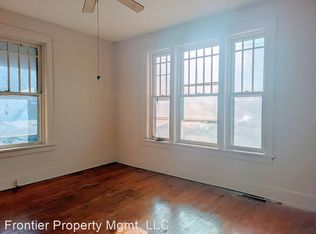 315 6th St #2S, Boonville, MO 65233