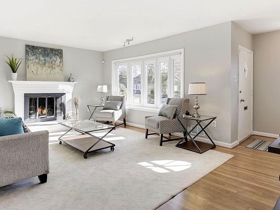 2nd image of 9717 Singleton Dr
