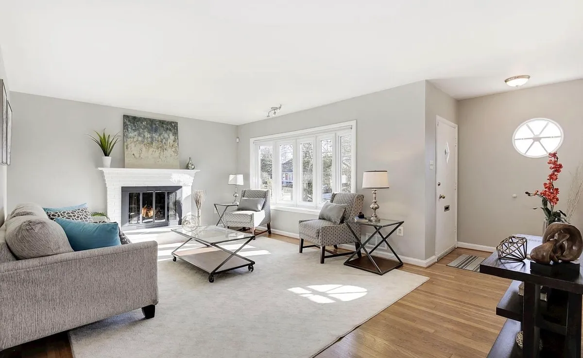 Building Photo - 9717 Singleton Dr