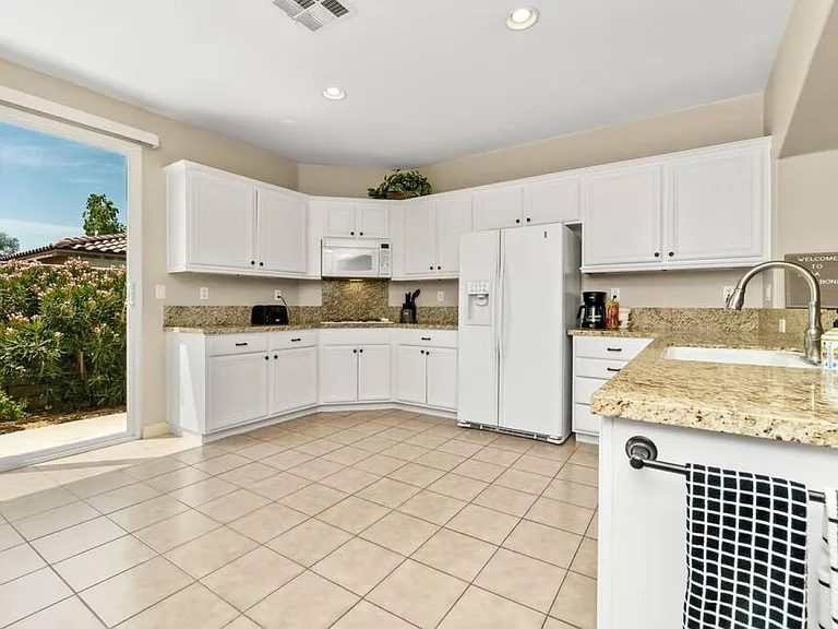 82075 Keitel St — Photo 33