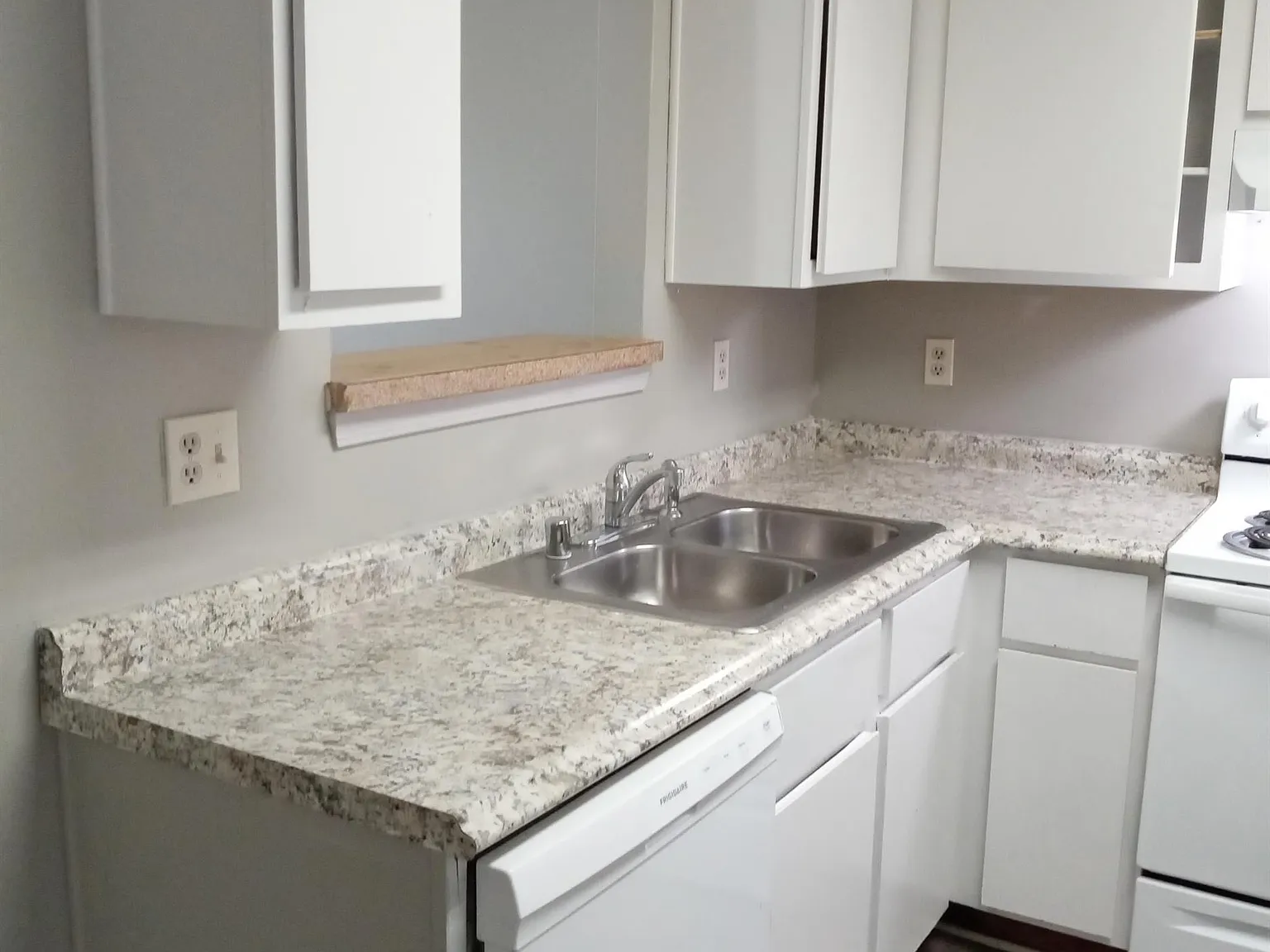 4312-4330 Newport Rd. — Photo 2