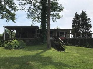 12576 Upper South Point Cir, Loogootee, IN 47553