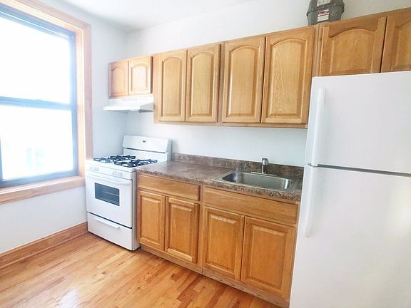 5th image of 511 W 167th St APT 5E