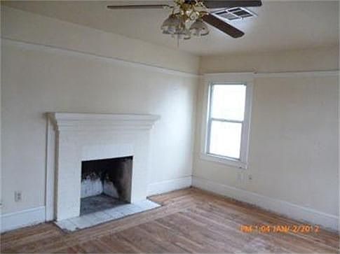 4th image of 1727 N West Ln