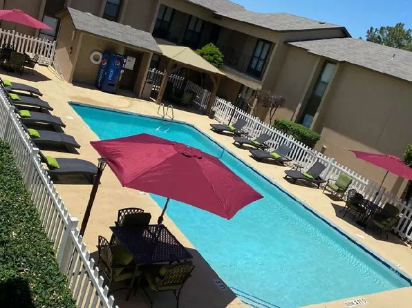 Ashley Oaks Apartments